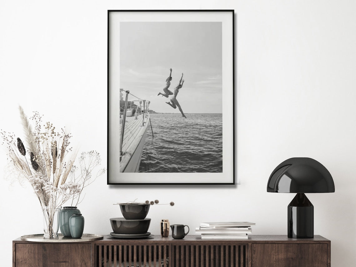 NNEDSZ Wall Art 40cmx60cm Black and White Ocean Jump, Black Frame Canvas-1