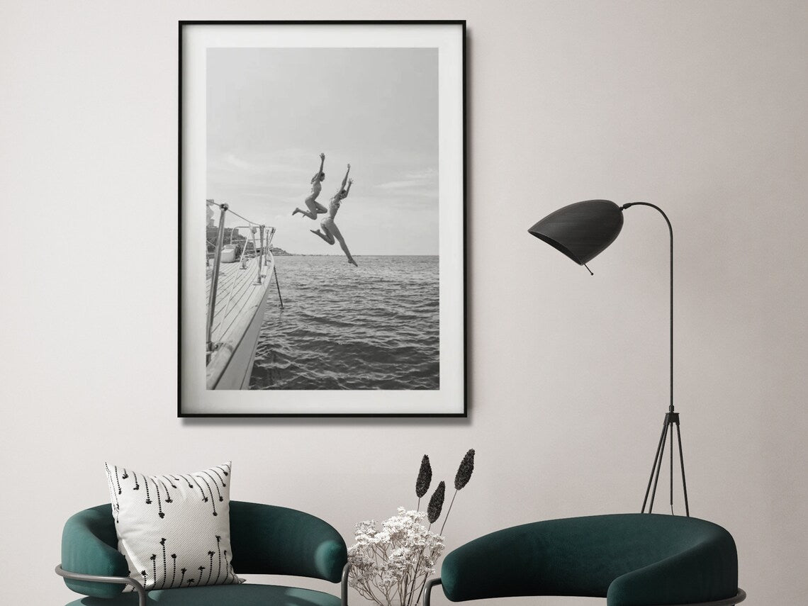 NNEDSZ Wall Art 40cmx60cm Black and White Ocean Jump, Black Frame Canvas-3